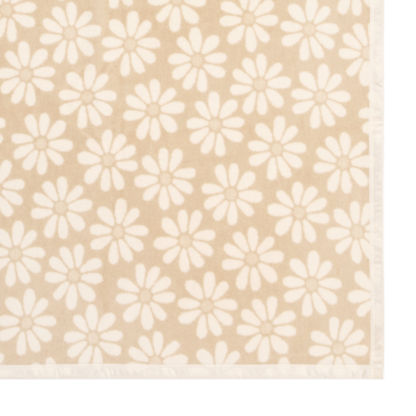 FRESH-AS-A-DAISY-WHEAT-MIDI_Front_0004_Callouts_5d2fddc7-ae8b-4a63-952d-970a1902acd2