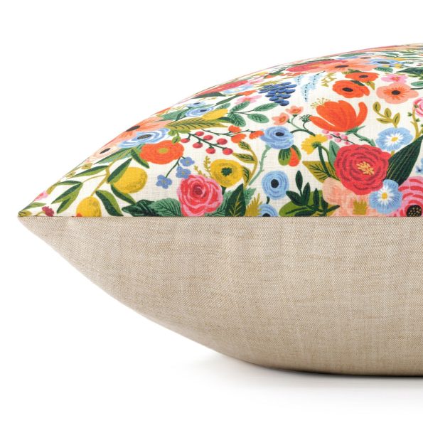 Garden-Party_Bed_Side