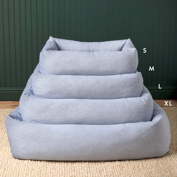 LakeBlueStrip_BolsterBed_Stack_24-06-18_23465_0c63629b-5c34-4bb0-9b59-05fa079d243d